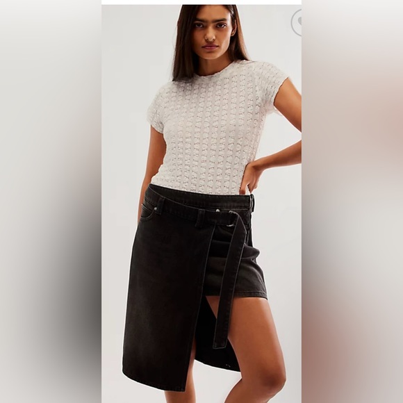FREE PEOPLE We The Free Black On Tour Denim Wrap Skirt - Picture 1 of 6